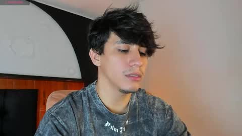 Snapshot of allexcano chatting on March 4, 2026, 8:59 pm Allex online show from March 4, 2026, 8:59 pm