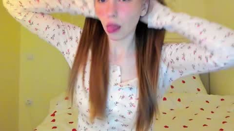 Snapshot of alllura chatting on February 3, 2026, 3:06 pm Axi online show from February 3, 2026, 3:06 pm