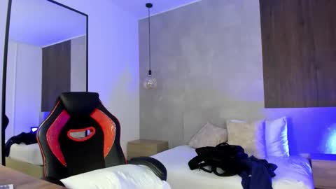 ALMA FENIX  online show from January 13, 2026, 7:19 pm