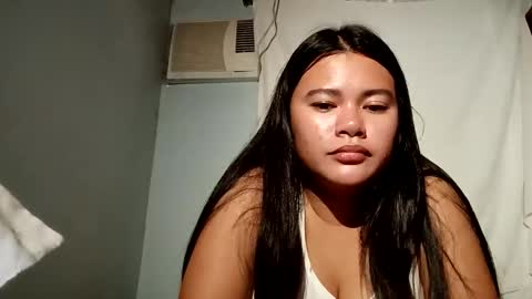 Snapshot of almacia chatting on February 19, 2026, 6:09 am almacia online show from February 19, 2026, 6:09 am