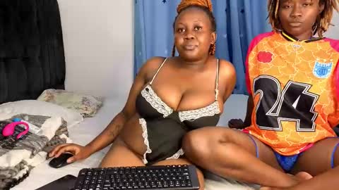 alotta_titties online show from February 7, 2026, 9:07 pm