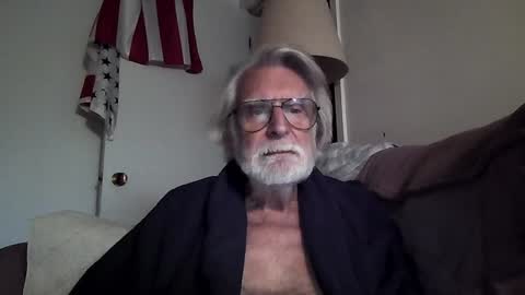 Snapshot of alphauniform chatting on December 30, 2024, 7:32 pm AlphaUniform online show from December 30, 2024, 7:32 pm