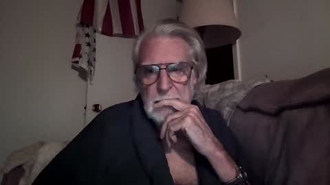 Snapshot of alphauniform chatting on January 13, 2025, 1:06 pm AlphaUniform online show from January 13, 2025, 1:06 pm