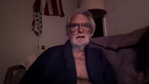 Snapshot of alphauniform chatting on January 17, 2025, 11:59 am AlphaUniform online show from January 17, 2025, 11:59 am