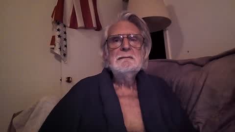 Snapshot of alphauniform chatting on January 17, 2025, 11:29 pm AlphaUniform online show from January 17, 2025, 11:29 pm