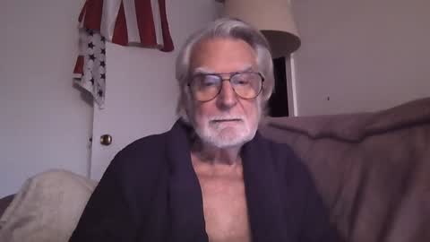 Snapshot of alphauniform chatting on January 25, 2025, 2:58 pm AlphaUniform online show from January 25, 2025, 2:58 pm