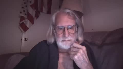 Snapshot of alphauniform chatting on February 21, 2026, 3:40 am AlphaUniform online show from February 21, 2026, 3:40 am