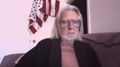 Snapshot of alphauniform chatting on February 24, 2026, 3:32 pm AlphaUniform online show from February 24, 2026, 3:32 pm