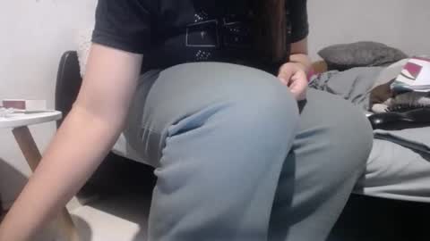 Alyn Maria online show from February 17, 2026, 2:08 am