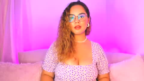 amalia bennet online show from March 6, 2025, 9:53 pm