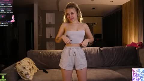 Snapshot of amanda_sayhey chatting on February 17, 2026, 3:47 am online show from February 17, 2026, 3:47 am