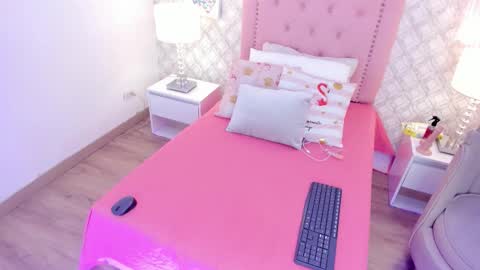 Snapshot of amber__ferrera chatting on February 18, 2026, 7:43 pm amber ferrera online show from February 18, 2026, 7:43 pm