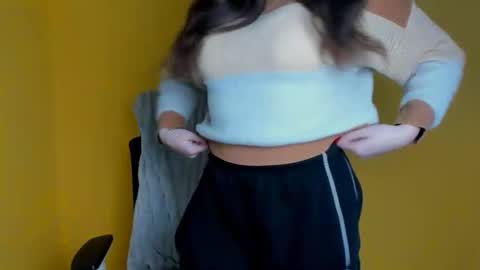 Snapshot of amber__r chatting on February 25, 2026, 6:12 am Amber online show from February 25, 2026, 6:12 am