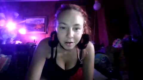 Snapshot of ambionce chatting on September 26, 2025, 12:31 pm ambionce online show from September 26, 2025, 12:31 pm