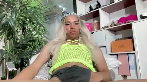 Amelia online show from February 18, 2026, 3:24 am