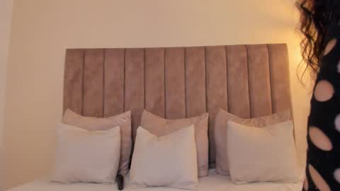 Amber online show from February 17, 2026, 5:30 pm