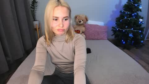 Snapshot of amymilson chatting on January 10, 2025, 3:48 pm amymilson online show from January 10, 2025, 3:48 pm