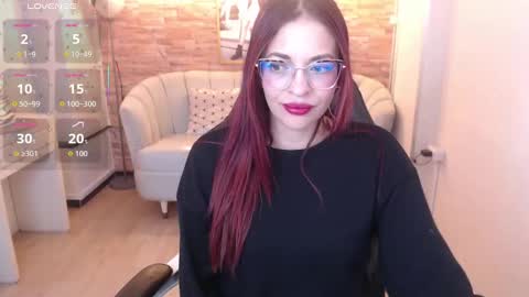 Snapshot of ana_love_b chatting on September 26, 2025, 7:40 pm ana love online show from September 26, 2025, 7:40 pm