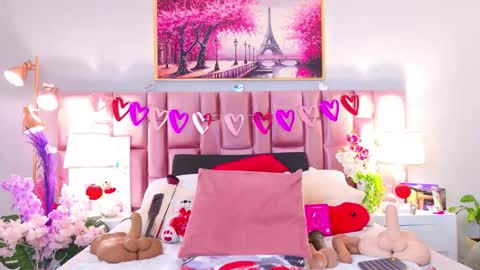 anaa_bellaa online show from February 18, 2026, 12:34 pm