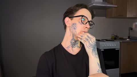 Snapshot of anahori_simon chatting on December 28, 2024, 11:52 am simon online show from December 28, 2024, 11:52 am