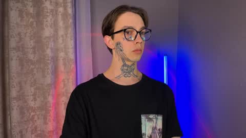 Snapshot of anahori_simon chatting on January 12, 2025, 5:33 pm simon online show from January 12, 2025, 5:33 pm