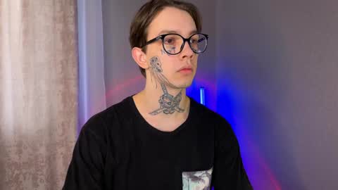 Snapshot of anahori_simon chatting on January 15, 2025, 10:06 am simon online show from January 15, 2025, 10:06 am