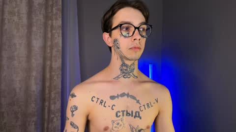 Snapshot of anahori_simon chatting on January 18, 2025, 12:57 pm simon online show from January 18, 2025, 12:57 pm