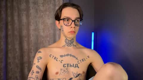 Snapshot of anahori_simon chatting on February 21, 2025, 7:10 pm simon online show from February 21, 2025, 7:10 pm