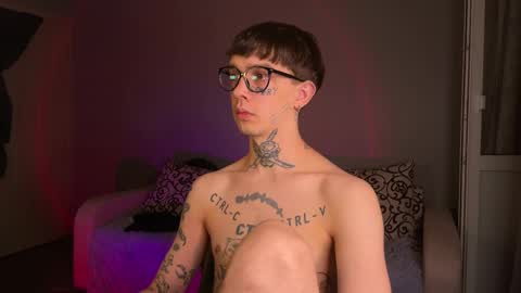 Snapshot of anahori_simon chatting on September 22, 2025, 6:21 pm simon online show from September 22, 2025, 6:21 pm