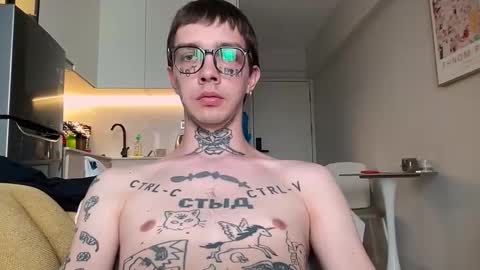 Snapshot of anahori_simon chatting on February 15, 2026, 8:02 am simon online show from February 15, 2026, 8:02 am