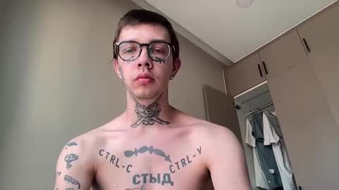 Snapshot of anahori_simon chatting on February 21, 2026, 1:28 am simon online show from February 21, 2026, 1:28 am