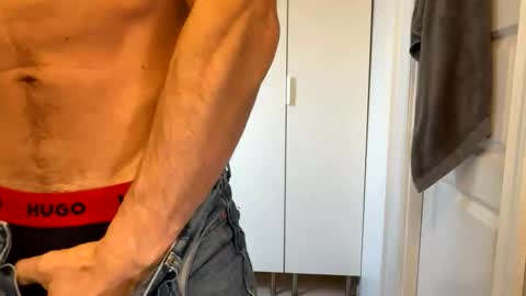 Snapshot of and_andys chatting on January 9, 2026, 12:41 pm and_andys online show from January 9, 2026, 12:41 pm