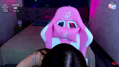 Snapshot of andrea_svel chatting on February 3, 2025, 1:09 am Andrea hereGMT7Mon Tue Wen ThFri Sat Su 0300am-0900am. online show from February 3, 2025, 1:09 am