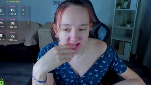 Snapshot of andrea_svel chatting on November 8, 2025, 12:11 am Andrea hereGMT7Mon Tue Wen ThFri Sat Su 0300am-0900am. online show from November 8, 2025, 12:11 am