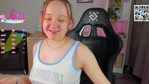 Snapshot of andrea_svel chatting on February 9, 2026, 12:36 am Andrea hereGMT7Mon Tue Wen ThFri Sat Su 0300am-0900am. online show from February 9, 2026, 12:36 am