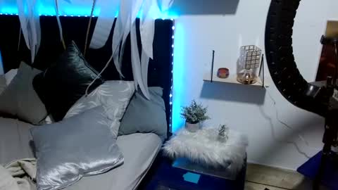 Snapshot of andreewwolffman chatting on December 6, 2024, 8:26 am Andrew online show from December 6, 2024, 8:26 am