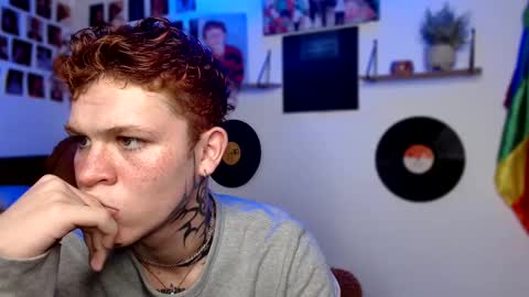 Snapshot of andreewwolffman chatting on February 20, 2025, 10:48 pm Andrew online show from February 20, 2025, 10:48 pm