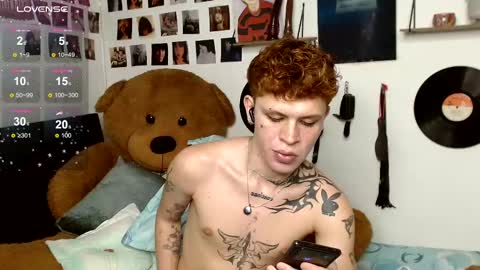 Snapshot of andreewwolffman chatting on March 11, 2025, 1:59 am Andrew online show from March 11, 2025, 1:59 am