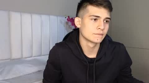 Snapshot of andres_foster chatting on March 8, 2025, 9:06 am andres online show from March 8, 2025, 9:06 am