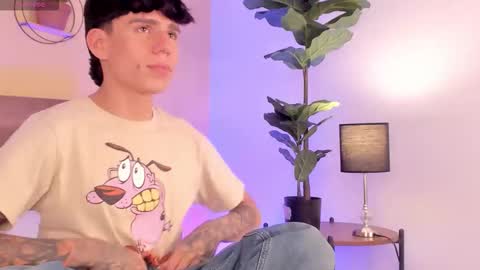 Snapshot of angel_eros_ chatting on February 27, 2026, 5:29 am Angel online show from February 27, 2026, 5:29 am