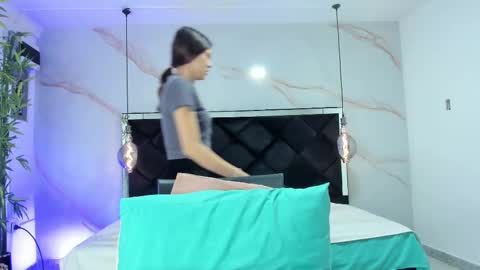 ANGELA online show from September 12, 2025, 12:27 pm