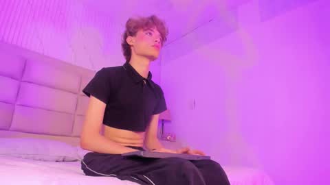 Angel Doll online show from February 16, 2026, 5:36 am