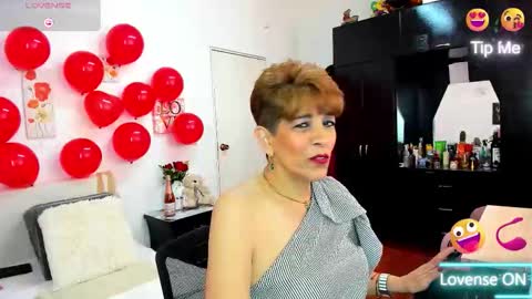 Snapshot of angelina_stone_65 chatting on February 17, 2026, 8:04 pm Angelina online show from February 17, 2026, 8:04 pm