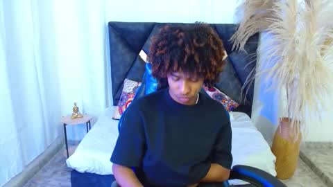 Angel online show from February 11, 2026, 8:47 pm