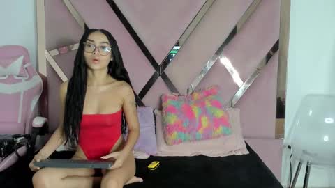 Snapshot of angell_petite01 chatting on February 14, 2026, 9:00 pm angell_petite01 online show from February 14, 2026, 9:00 pm