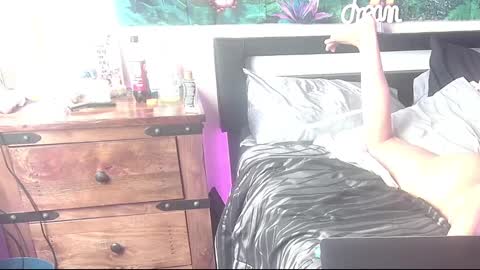 Anglz017 online show from March 9, 2025, 8:31 pm