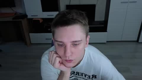 vodka online show from December 4, 2025, 5:06 am