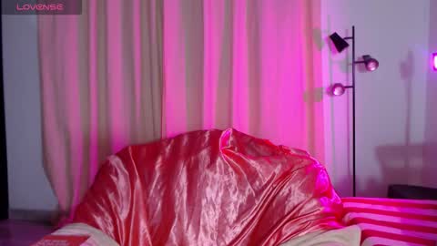 Snapshot of anitafox_ chatting on February 28, 2026, 11:39 pm Anitafoxx online show from February 28, 2026, 11:39 pm