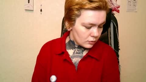 ann_lelala_ online show from February 3, 2025, 1:40 pm