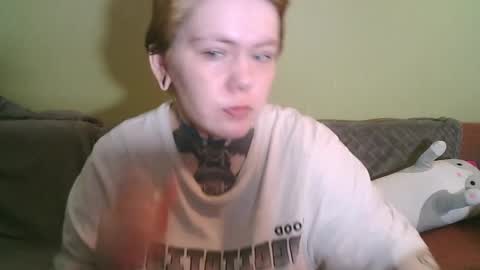 ann_lelala_ online show from February 16, 2025, 9:15 am